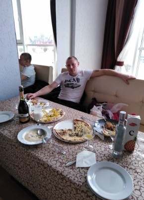 Анатолий, 36, Россия, Южноуральск