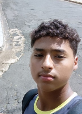 Fernando, 18, Brazil, Adamantina