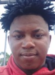 Luis, 18, Santo Domingo