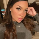 Haley, 32  , Redmond (State of Washington)