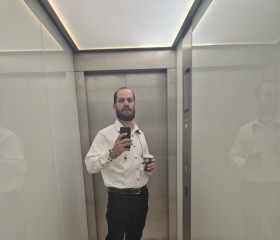 Aamed, 36, Dusseldorf