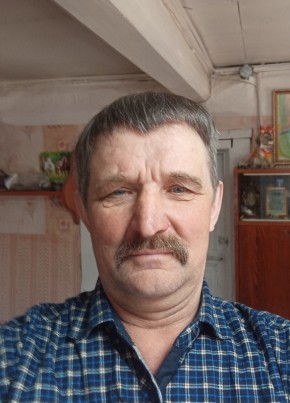 Василий из Шенкурска 65 лет