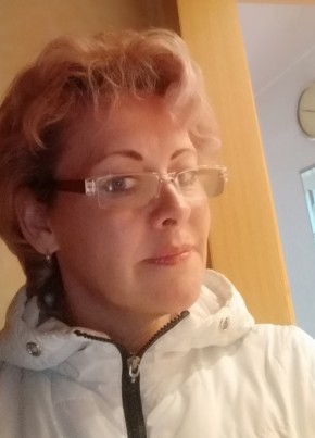 Лариса, 58, Россия, Екатеринбург