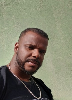 Breno Silva из São João del-Rei 39 лет