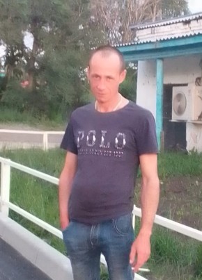 Максим, 39, Россия, Коченёво