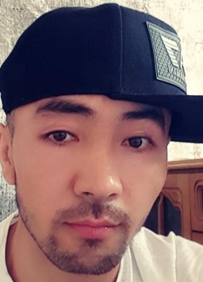 Толкунбек, 35, Кыргыз Республикасы, Бишкек