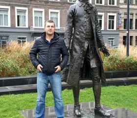 Pyetr, 46, Riga