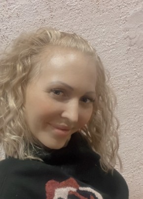 Katyusha, 37, Russia, Perm