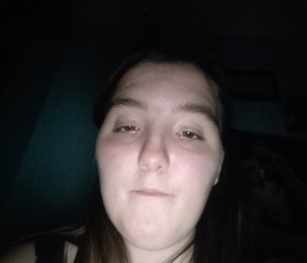 Robin, 23, Charlottetown