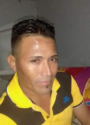 Toni Suate, 37, República de Honduras, San Pedro Sula