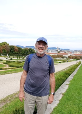 Alex, 70, United States of America, Newark (State of Delaware)