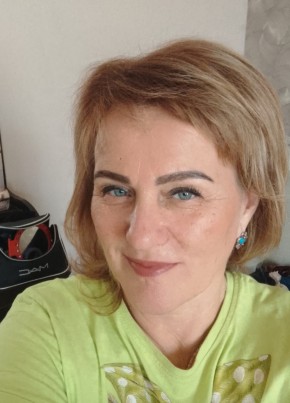 Лора, 53, Россия, Темрюк