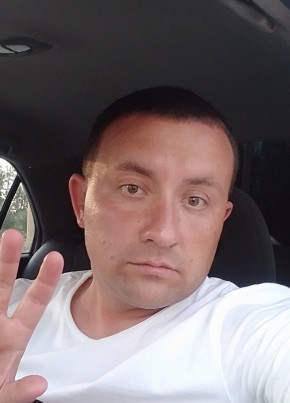 Андрей, 32, Россия, Ленино