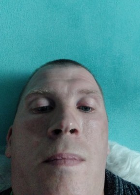 Толик из Брянска 27 лет