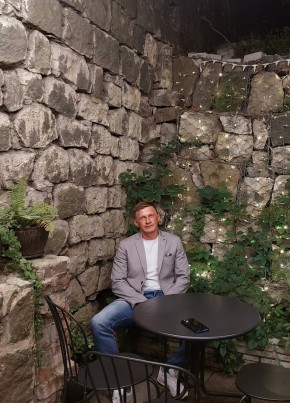 Андрей из Кемерово 44 года