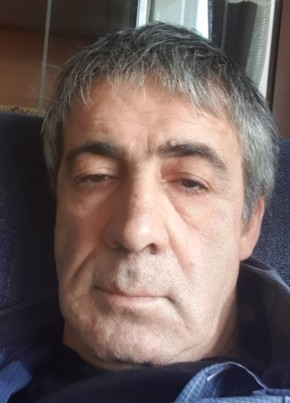 Tommaso , 60, Repubblica Italiana, Pescara