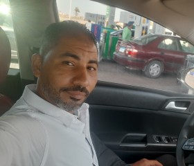 محمد عزام, 42, Alexandria
