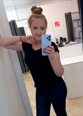 Yana, 34, Russia, Saint Petersburg