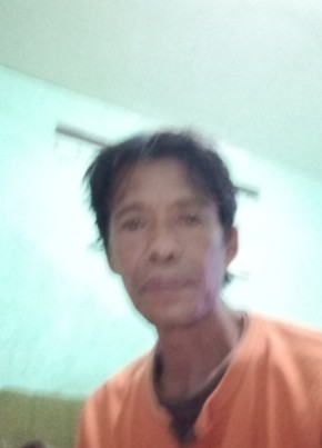 Thio karna, 51, Indonesia, Kota Surabaya