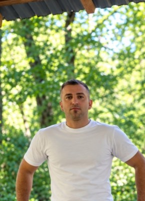 Mustafa из Bakı 34 года