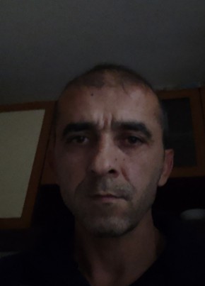 Ergin Ayyıldız, 43, Türkiye Cumhuriyeti, İstanbul