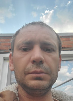 Евгений из Новощербиновскаи 42 года