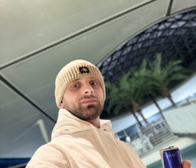 Lukas, 29, Munich