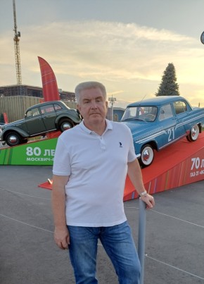 Валерий из Москвы 48 лет