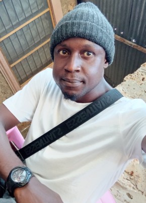 Suleiman Rashid из Nairobi 27 лет