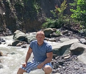 Valentin, 52, Moscow