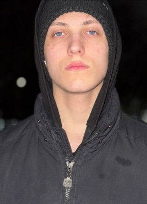 Сергей из Сургута 20 лет