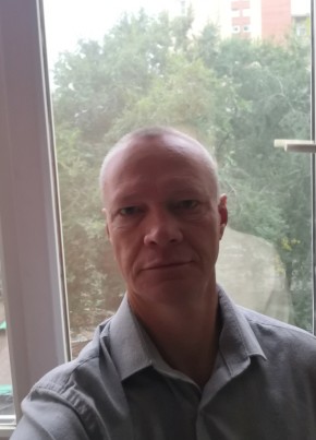 Михаил из Омска 52 года
