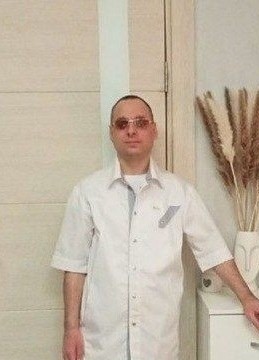 Саша из Москвы 42 года