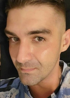 Tibor из Haren 32 года
