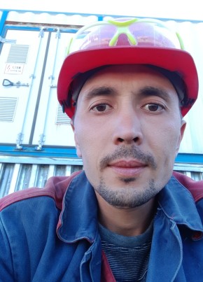 Азат , 36, Россия, Киргиз-Мияки