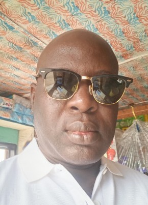 Max из Kinshasa 52 года