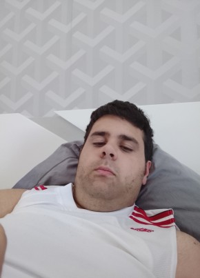 Marco из Bragança 26 лет