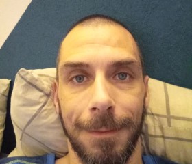 Gilles, 40, Mont-de-Marsan
