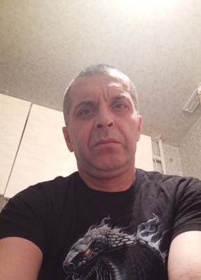 Руслан из Курска 46 лет