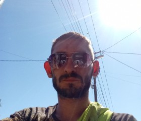 Bhjko, 30, Heves