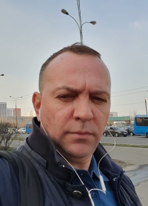 Андрей из Москвы 52 года