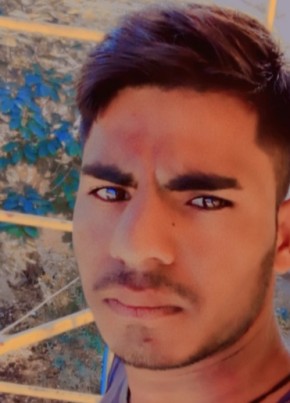 Sachin Kumar, 25, India, Dindori