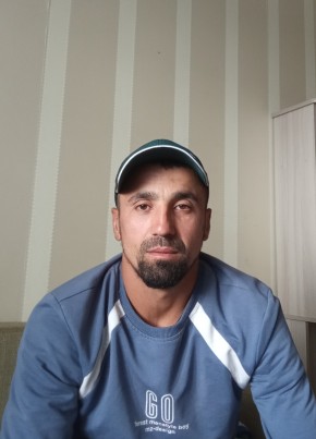 Хусндин из Электростали 33 года