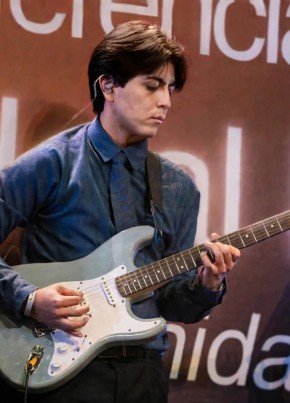 Jorge из Saltillo 18 лет