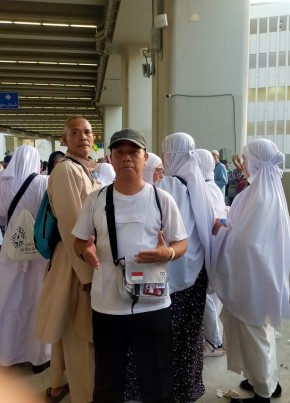 Burhan из Kota Denpasar 46 лет