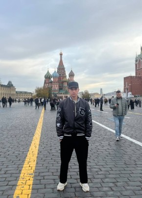 Евгений из Москвы 23 года