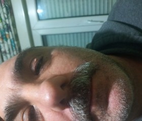 Salvador, 54, Sama