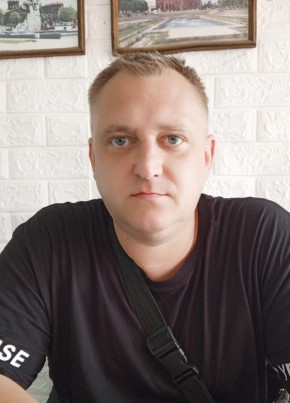 Максим из Рязани 41 год