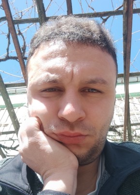 Enes из İstanbul 33 года