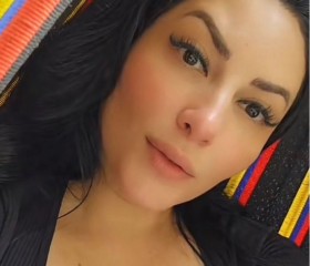 Bernice, 40, Vancouver